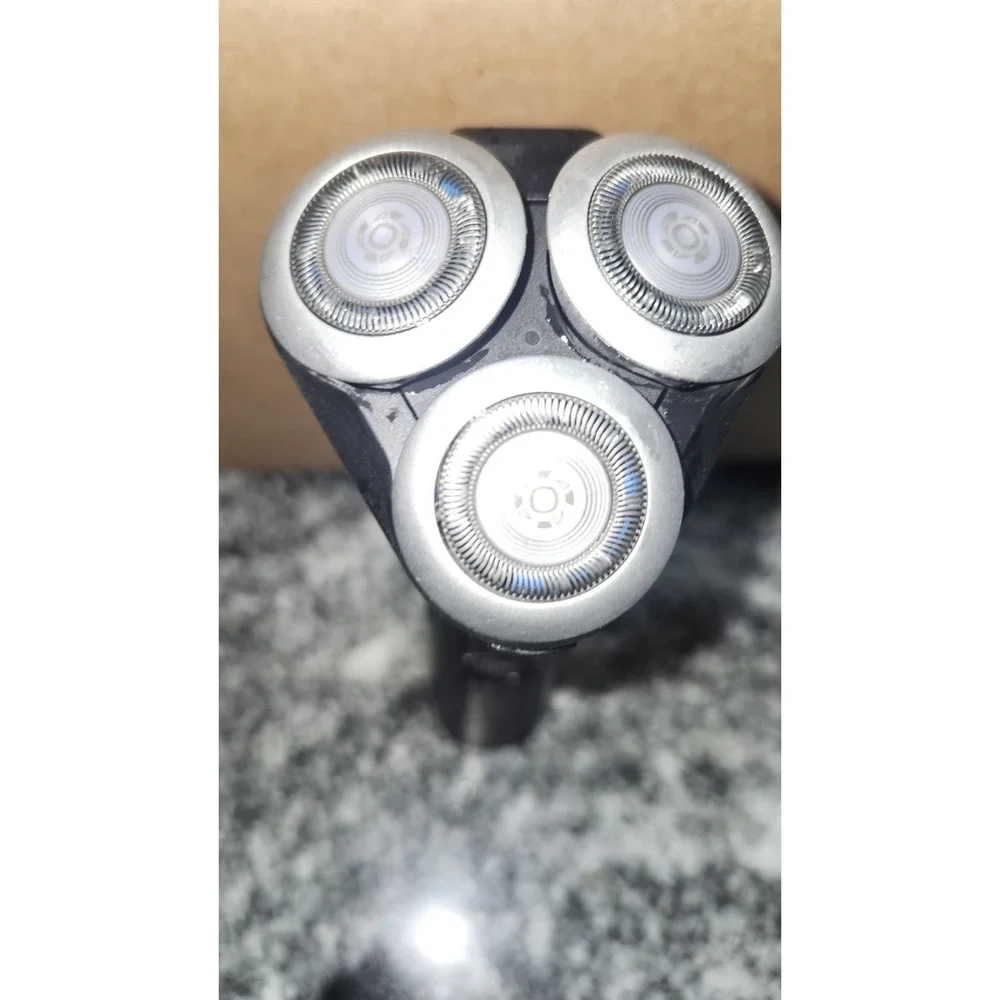 Philips Norelco Shaver 5000X Series Electric Razor Model X5004 No Charger Black